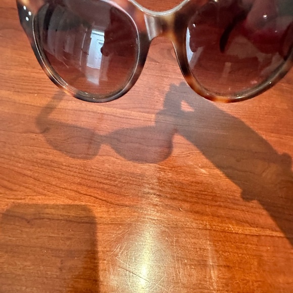 Celine Brown Tortoise Sunglasses - Picture 4 of 7